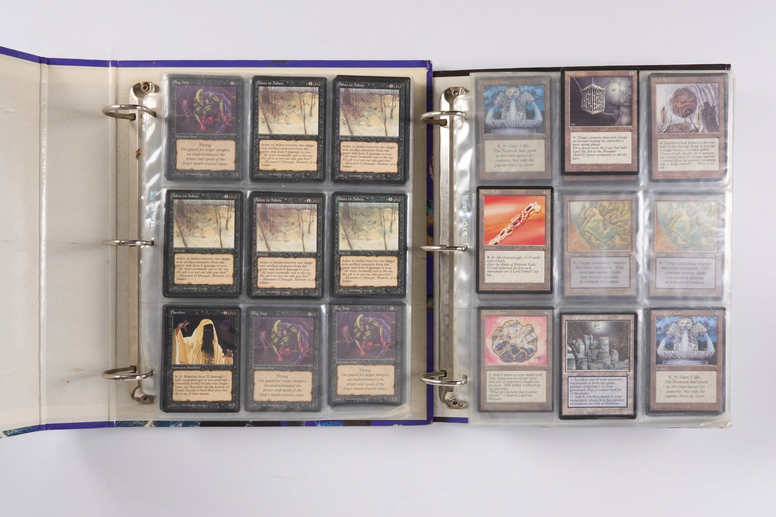 The Dark - 2 Folder Collection: This lot features x2 folders filled with cards from The Dark, the fourth Magic expansion released on August 8, 1994 as a stand-alone set not part of any block. The cards are presented in colour order 