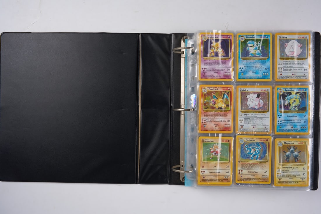 Base Set Unlimited Full Set 102/102 (LP/NM): A complete 102/102 Base Set Unlimited print form 1999. This features all the stunning cards from the first English expansion, with the majority of the set in Light Play or Near Mint condition. There i