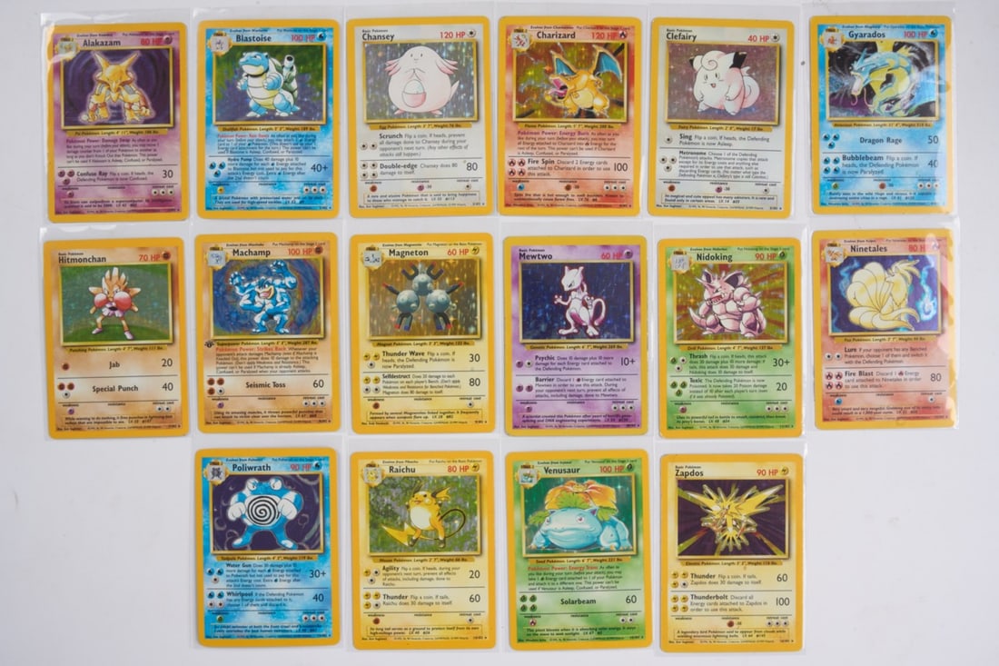 Base Set Unlimited Collection (all x16 holos): This Base Set Unlimited print collection includes all x16 original holos, plus approx. 180 non-holos. This is a childhood collection with a range in conditions from HP to NM with everything in