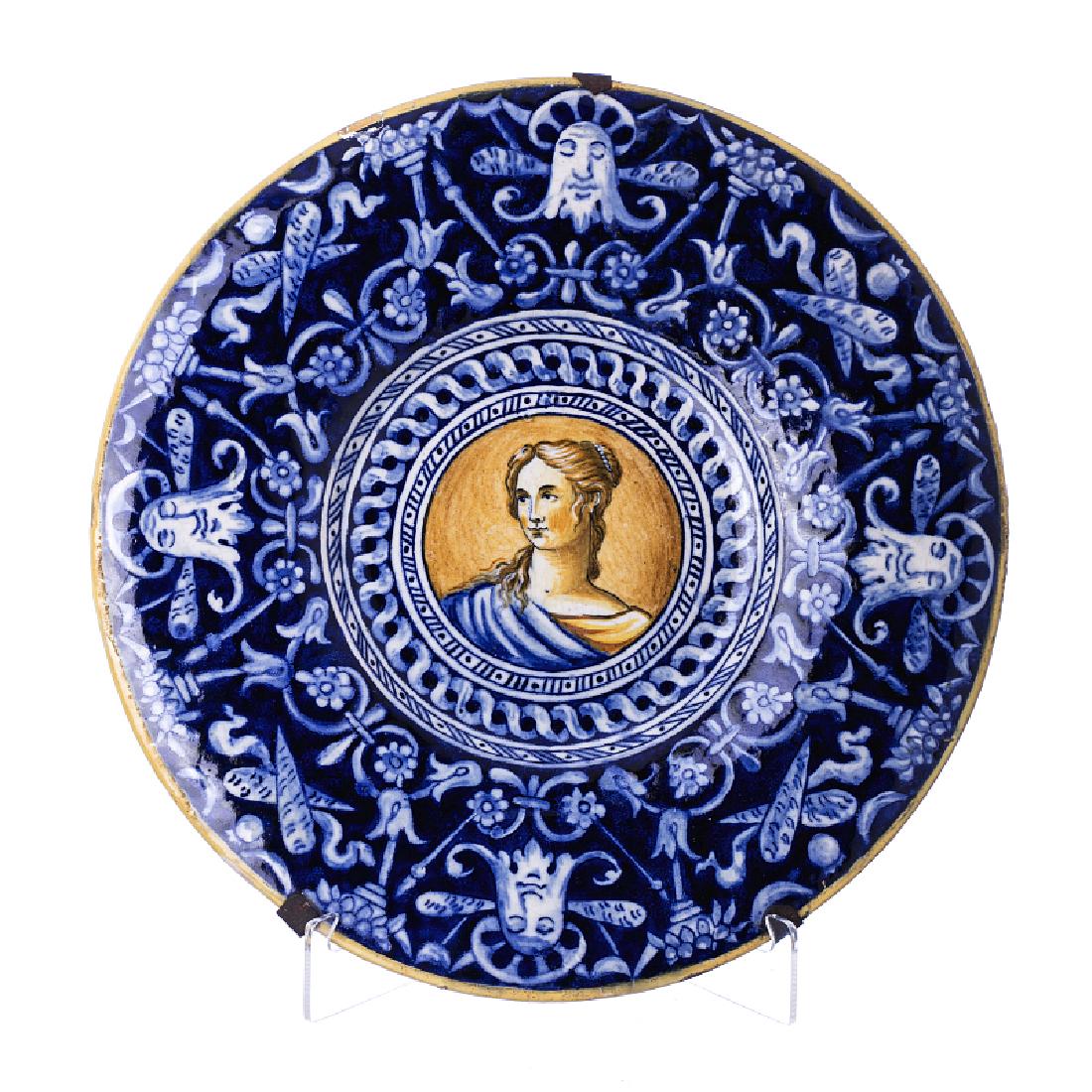 Neo.renaissance faience charger (1 of 1)