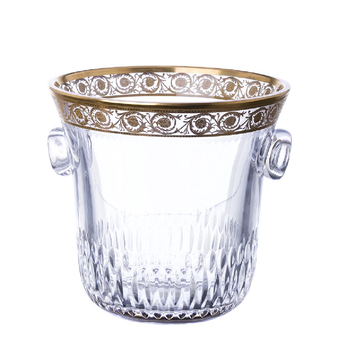 SAINT LOUIS Wine cooler in crystal: Crystal from the Saint Louis factory, a polished and gold decoration. Marked. Dim.: 23.5 cm.