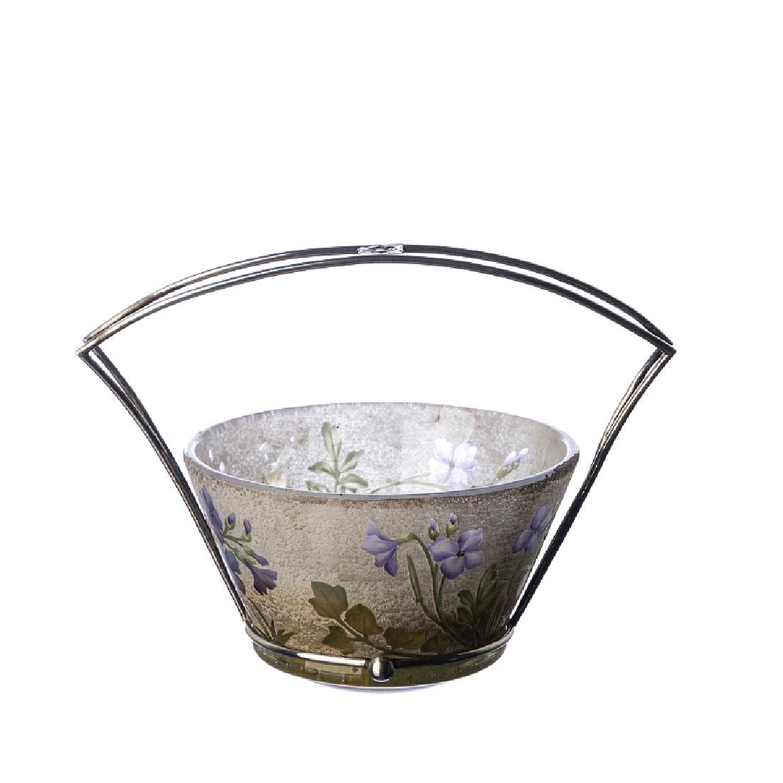 DAUM NANCY - Cameo gass bowl with silver mounts: France, c.1915, multicolour glass paste, acid cameo-type decoration with flowers, monture in boar 833 silver (1887-1937). Signed 'Daum Nancy'. Small loss to rim. Dimension of the bowl:11.3cm, total di