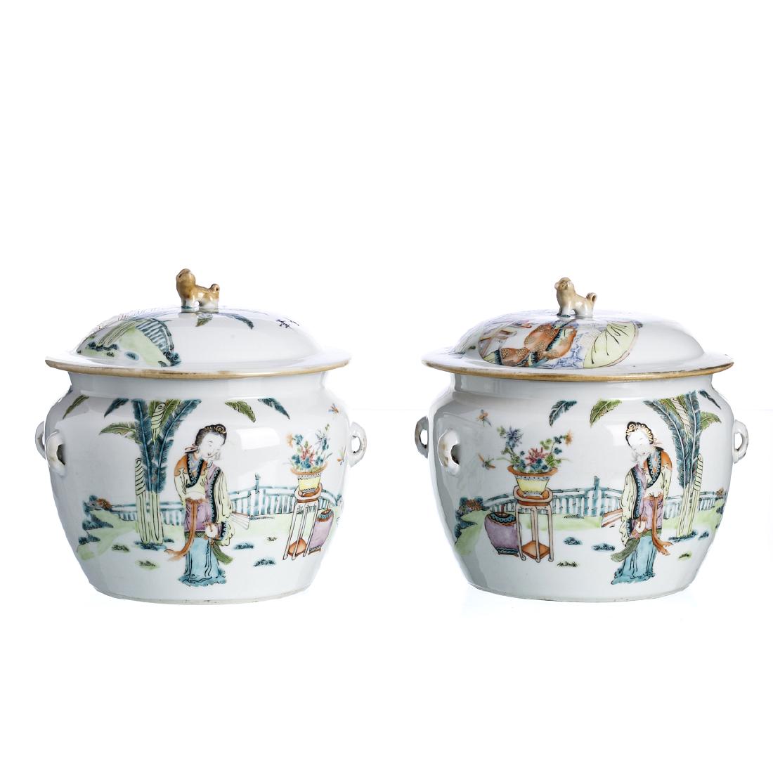 Two boxes in Chinese porcelain, Minguo (1 of 1)