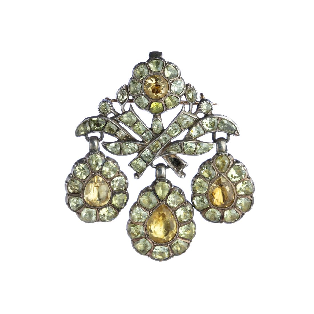 Pin in silver with topazes and quartzes (1 of 1)