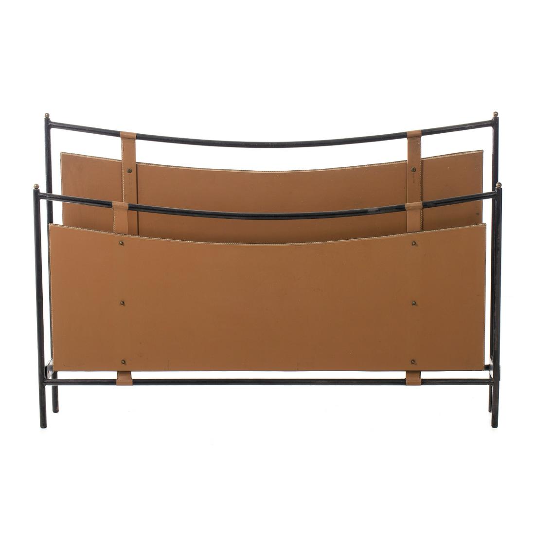 JACQUES ADNET (1900-1984) - Leather Bed: France, c.1960, structure in steel lacquered black and brass, brown leather panels at head and feet. No rails. Signs of use. Dim .: 98x144cm.