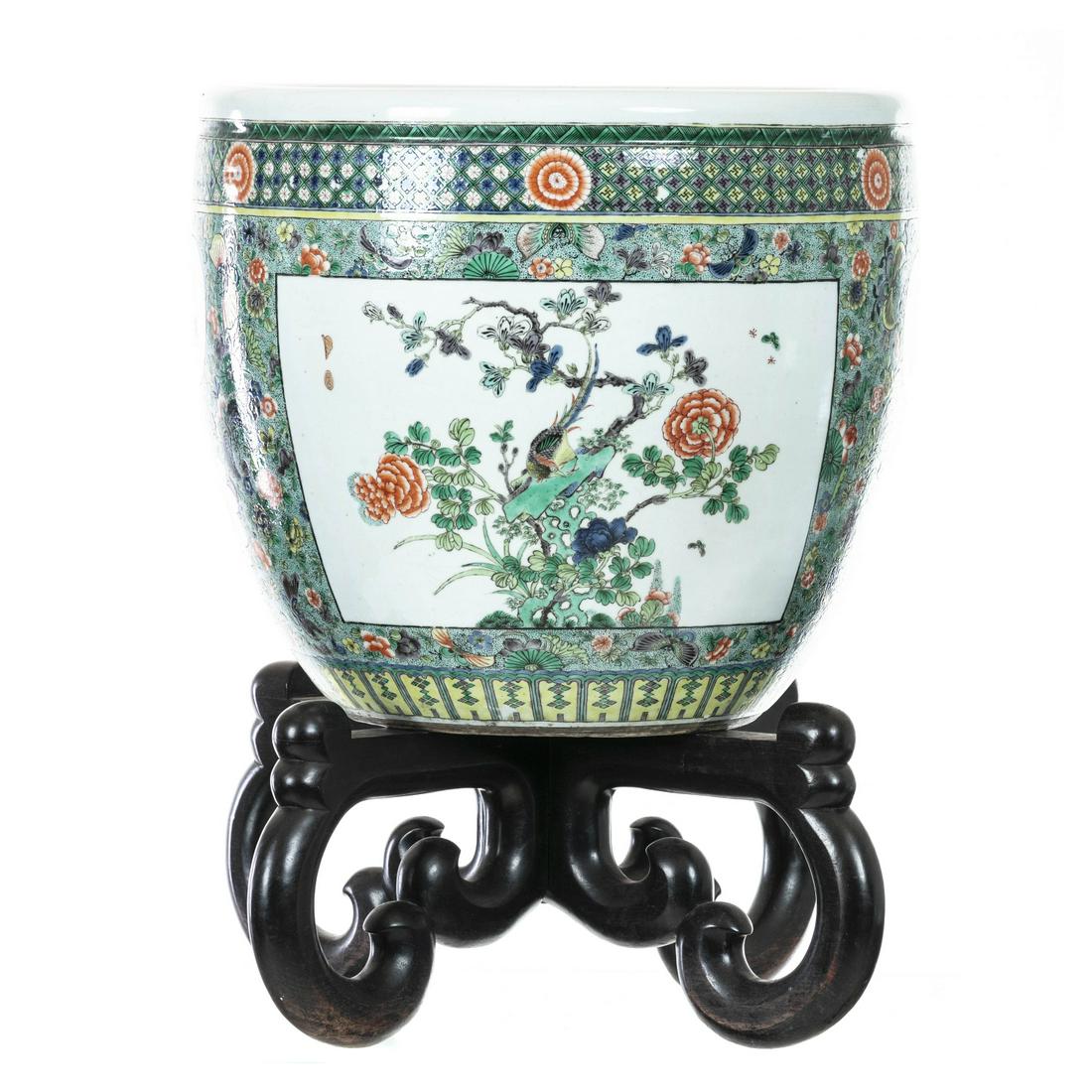 Chinese porcelain flower pot, Guangxu (1 of 1)