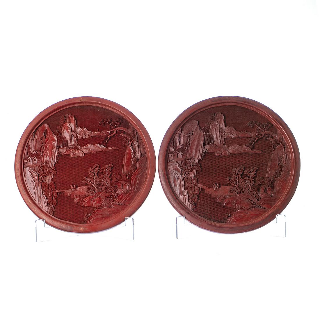 Pair of chinese plates in Cinnabar lacquer (1 of 1)