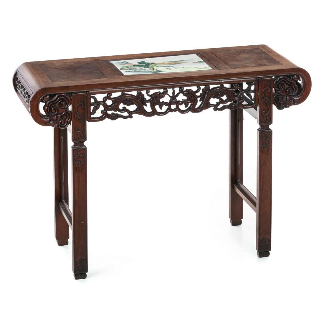 Altar table with porcelain plate, Minguo (1 of 1)