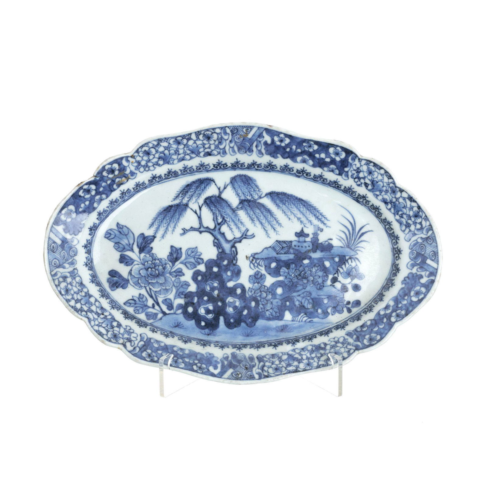 Small Chinese porcelain serving tray, Qianlong (1 of 1)