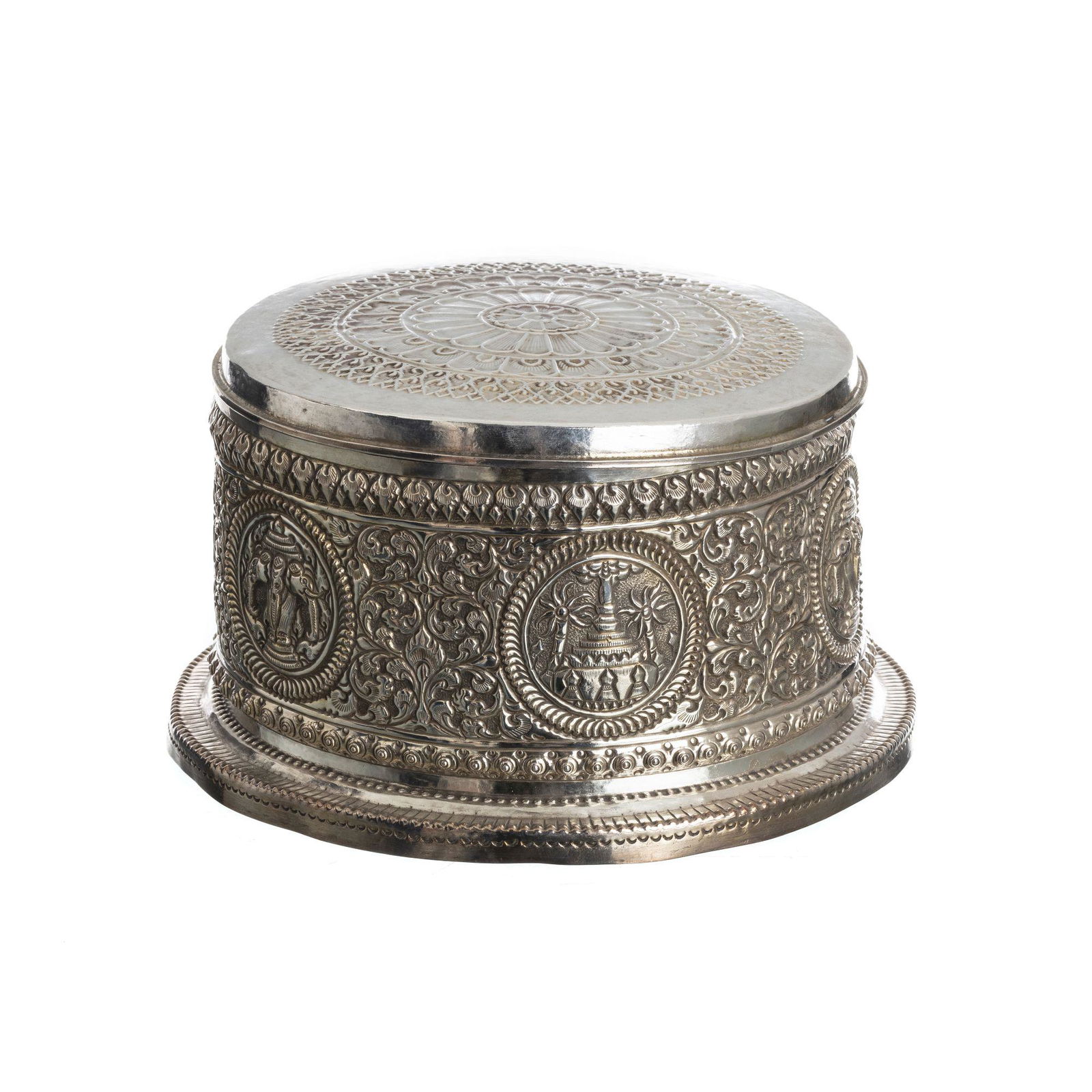 Burmese silver box with lid (1 of 1)