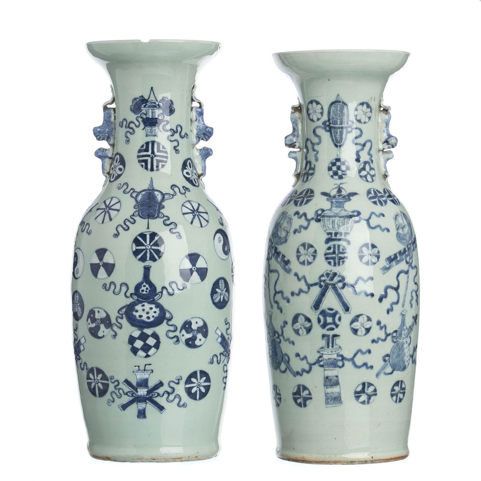 Two Chinese porcelain 'daoist emblem' vases, Tongzhi (1 of 1)