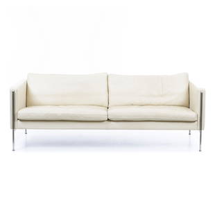 O&M DESIGN - Capri sofa: Denmark, c.1990, three-seater sofa, chrome steel frame, beige leather upholstery, marked 'Skipper Furniture'. Dim.: 75x202x83 cm.