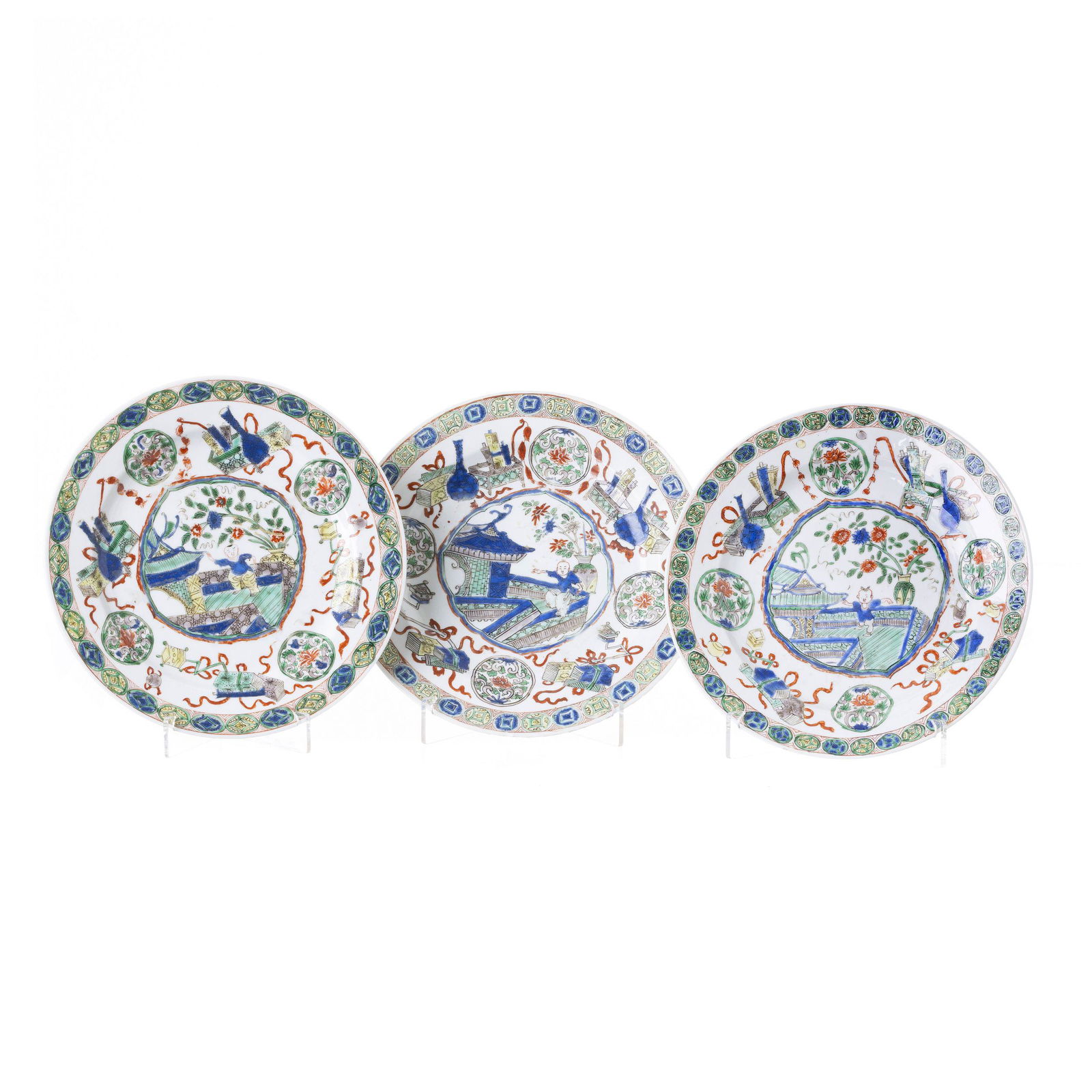 Three 'famille verte' plates in Chinese porcelain, Kangxi (1 of 1)