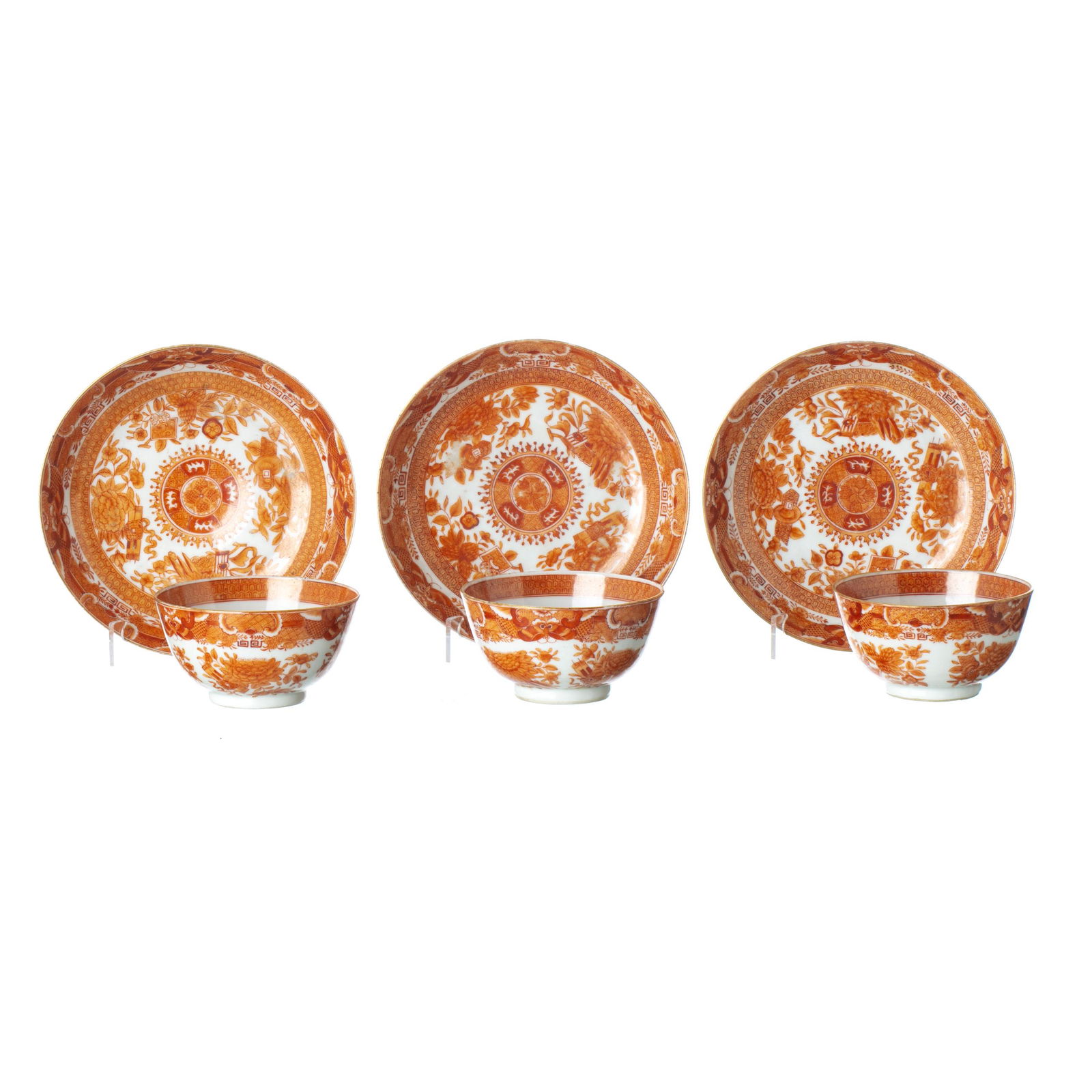 Three Chinese porcelain orange Fitzhugh Teacups and saucers (1 of 1)