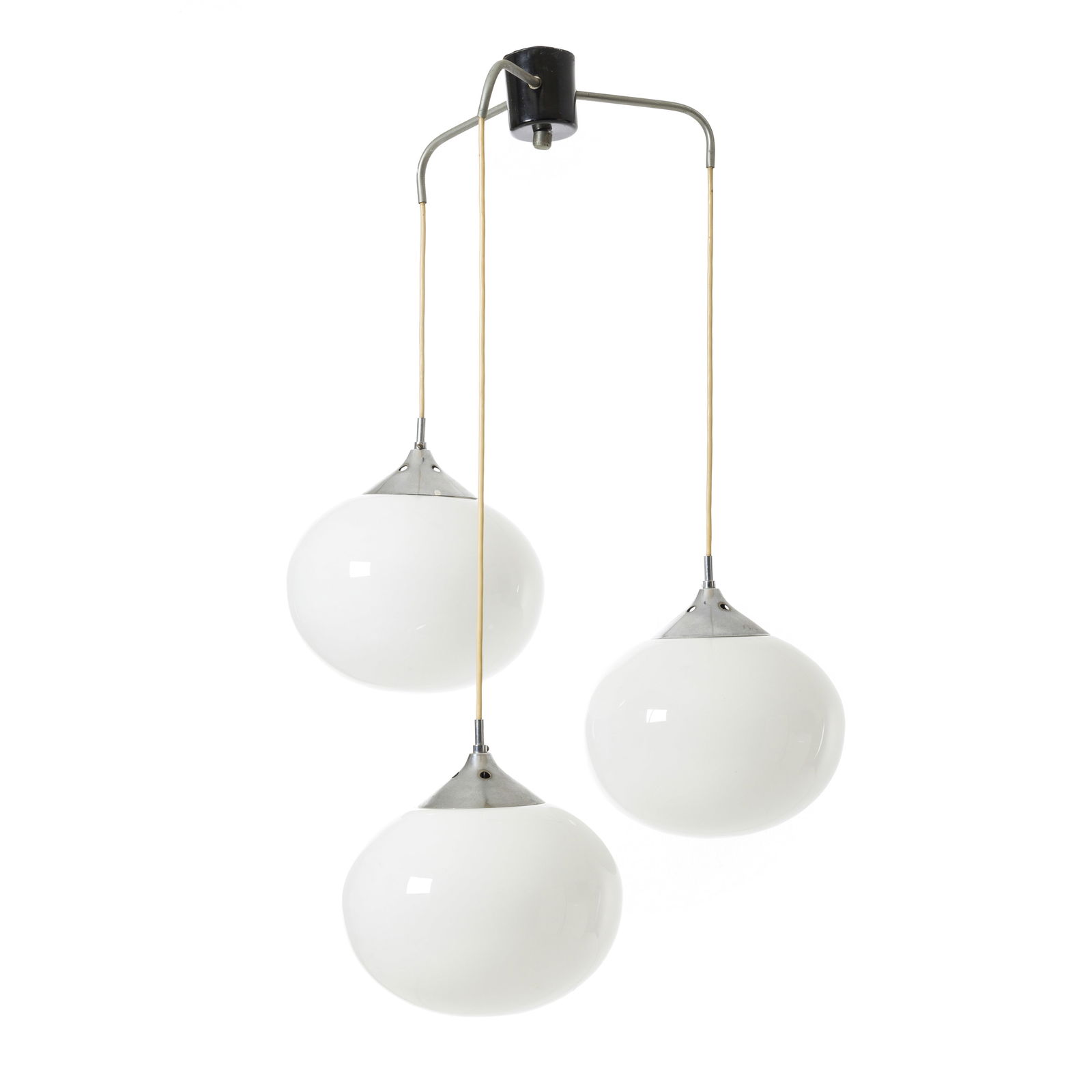 PEILL & PUTZLER (c.1970) - Ceiling lamp: Germany, c.1970, in chromed metal with three opaline glass globes. Electrified. Signs of use. Dim.: 103cm.