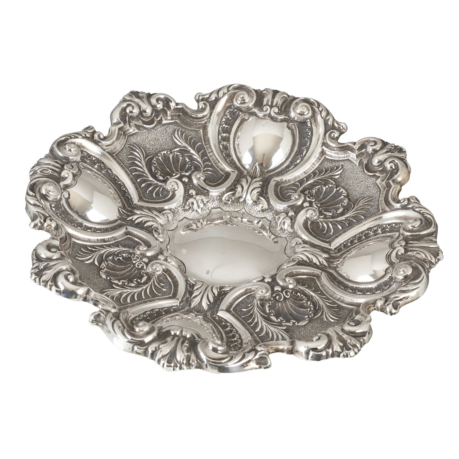 Lobed silver salver (1 of 1)