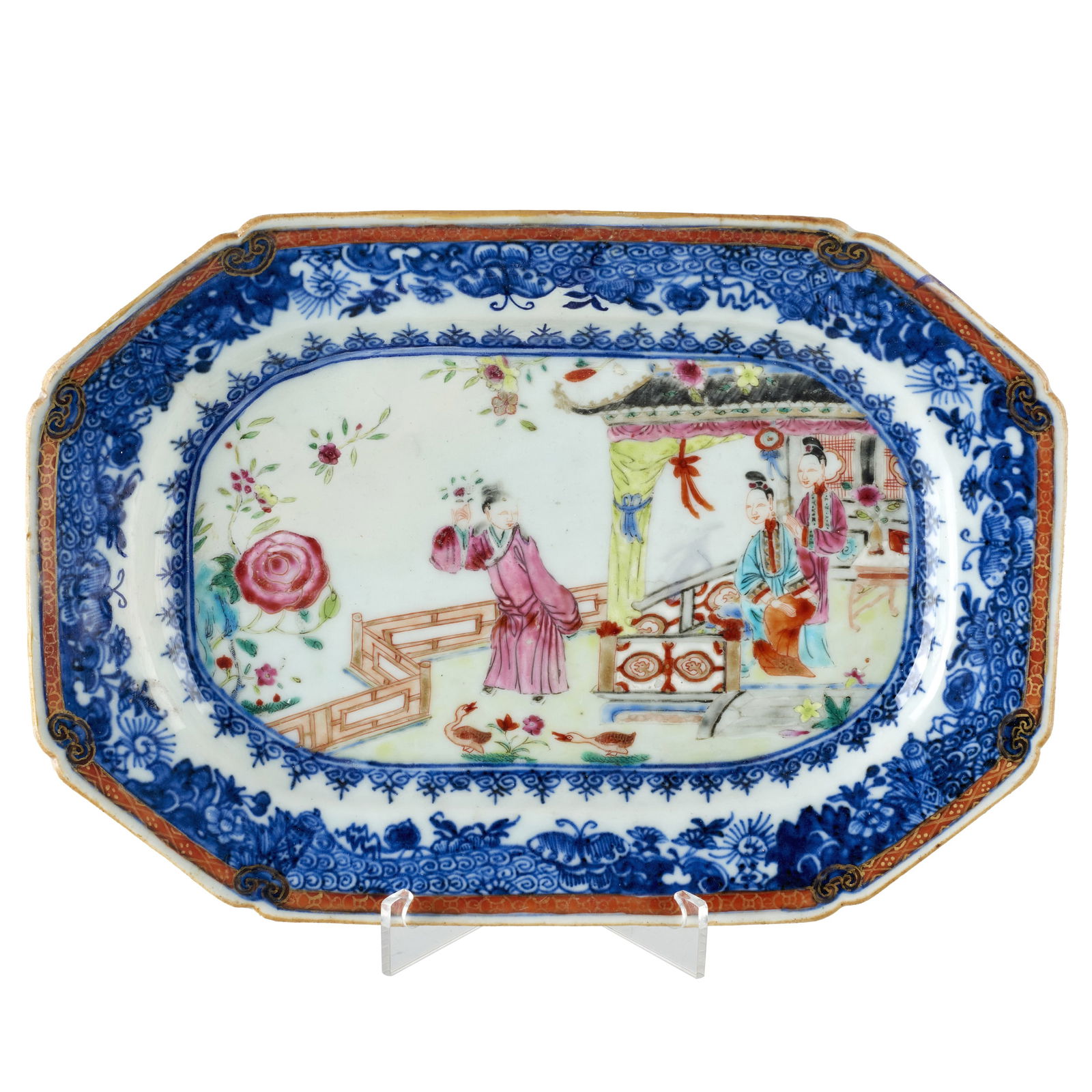 Chinese porcelain figural platter, Qianlong (1 of 1)
