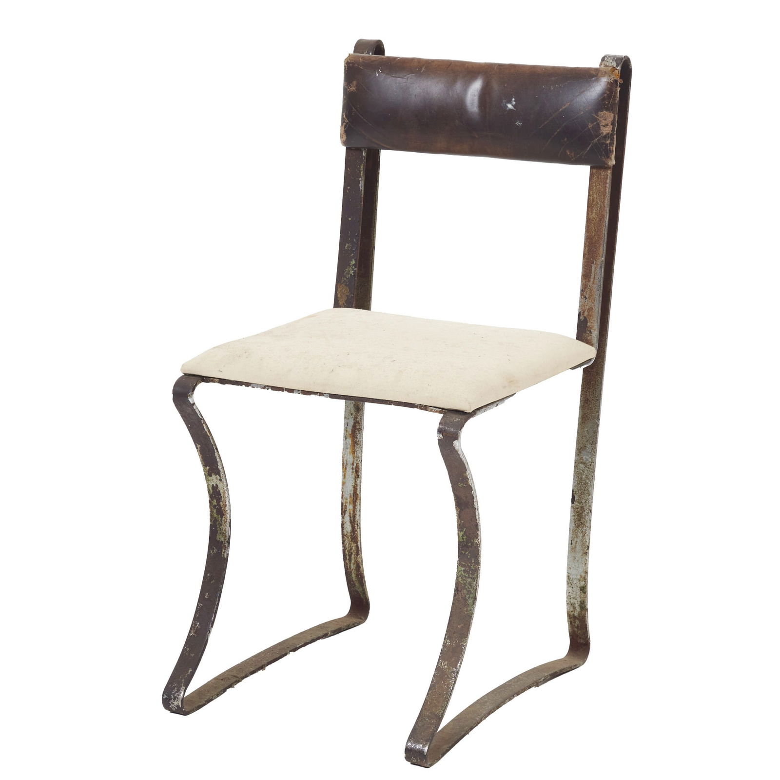 MARIA PERGAY (1930?2023) - X Steel chair: France, c.1970, steel frame, white fabric seat and leather backrest. Signs of use, oxidation. Dimensions: 84x38x48 cm. See Suzanne DEMISCH and Stephane DANANT, Maria Pergay Complete works 1957-2010,