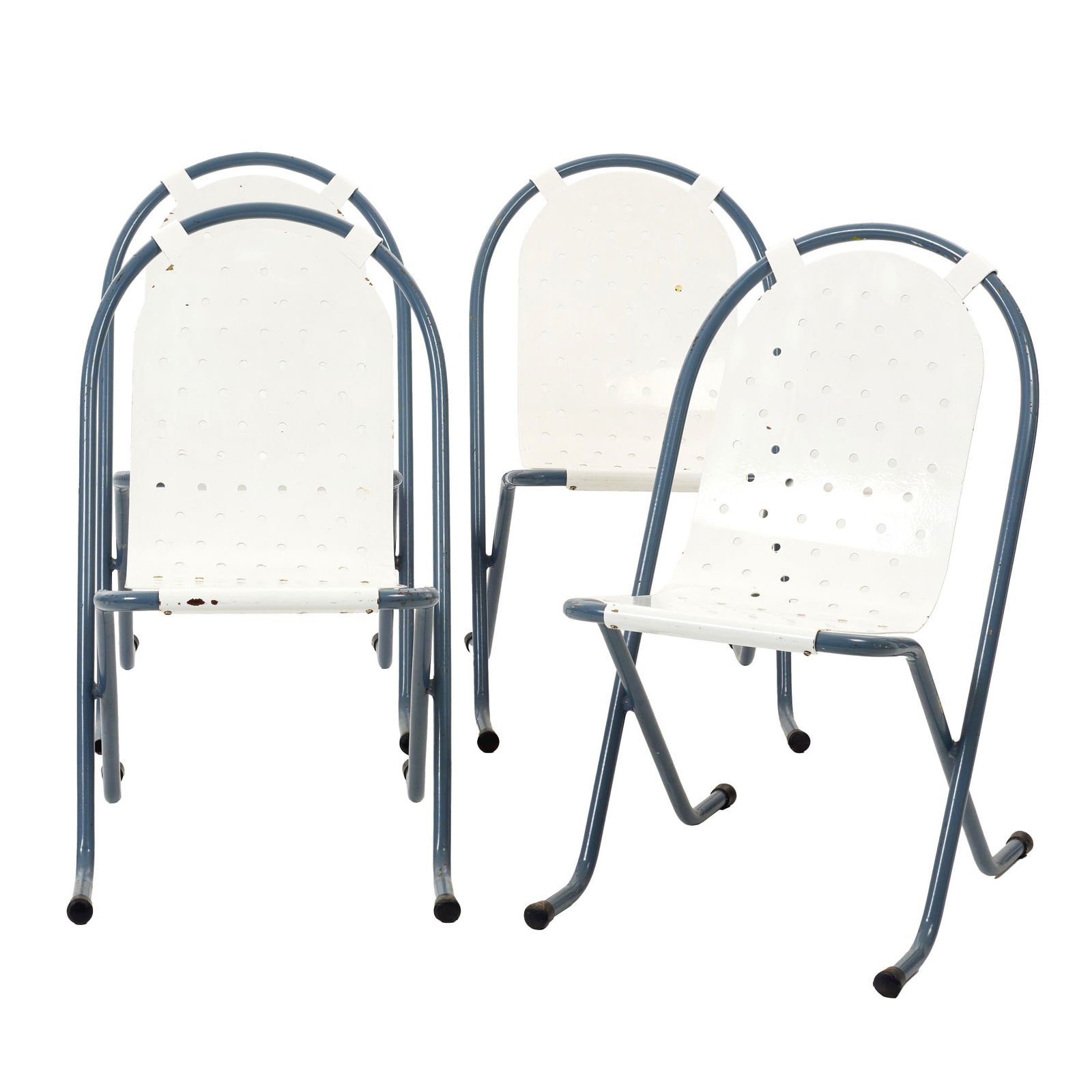 ADICO - Set of four metal chairs: Portugal, c.19380, tubular steel frame with epoxy paint, seat and backrest in perforated sheet metal. Signs of use and rust. Dim.: 78x46x54cm.