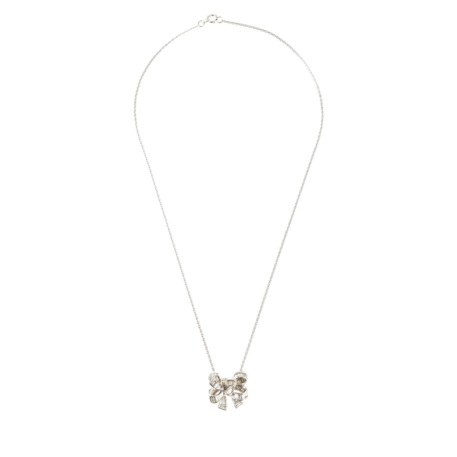 HOUSE OF R&D - White gold and diamond pendant necklace: White gold, ram hallmark 750, center necklace with a bow pendant. Signs of wear. Approx. weight: 4.99g. Closed length: 20cm.