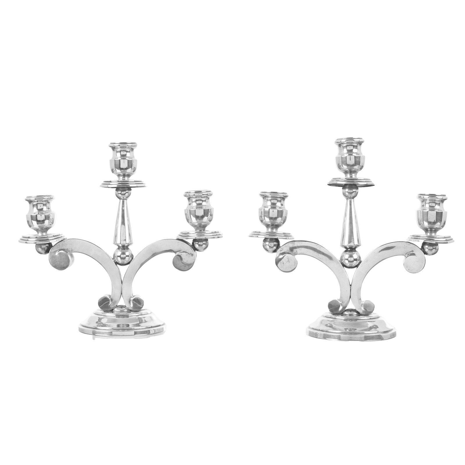 Pair of silver Art deco candlesticks (1 of 1)