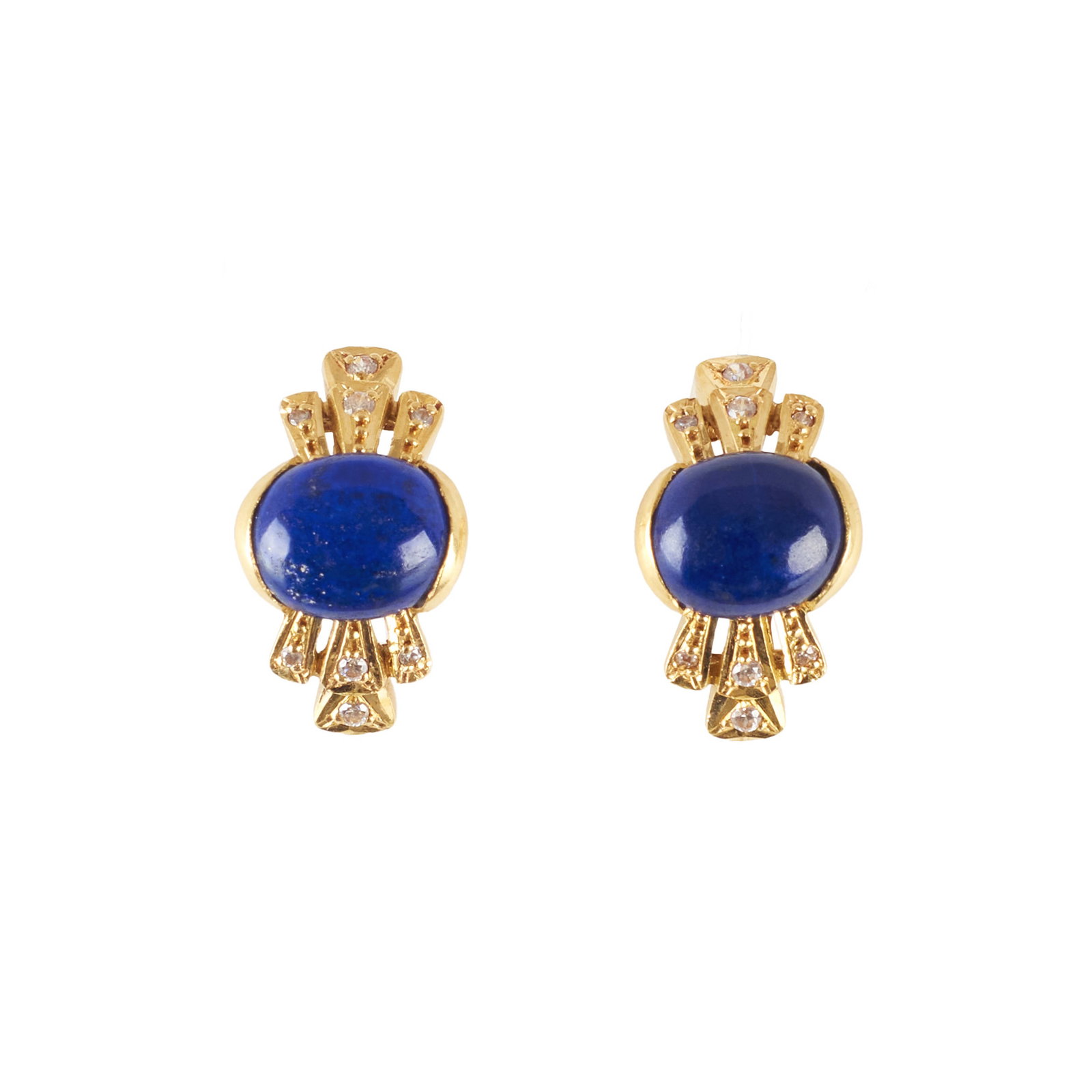 Pair of gold earrings with lapis lazuli and diamonds: Gold, 800 deer hallmark, set with a central lapis lazuli flanked by diamonds. Signs of use. Approx. total weight: 6.1g. Dim.: 2cm.
