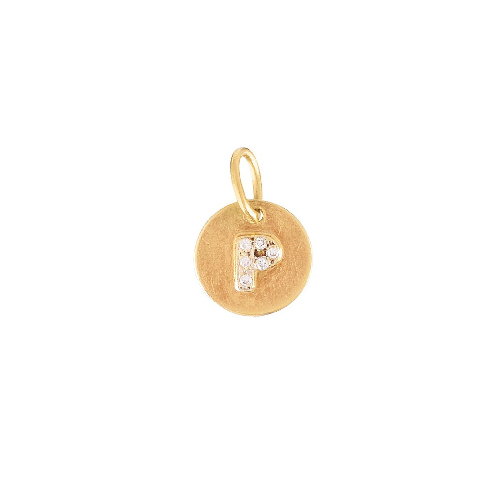Gold and diamond 'P' pendant: 800 yellow gold, deer hallmark, medal with 'P' set with six round brilliant-cut diamonds. Signs of wear. Approx. weight: 0.8g. Dim.: 1,5cm.