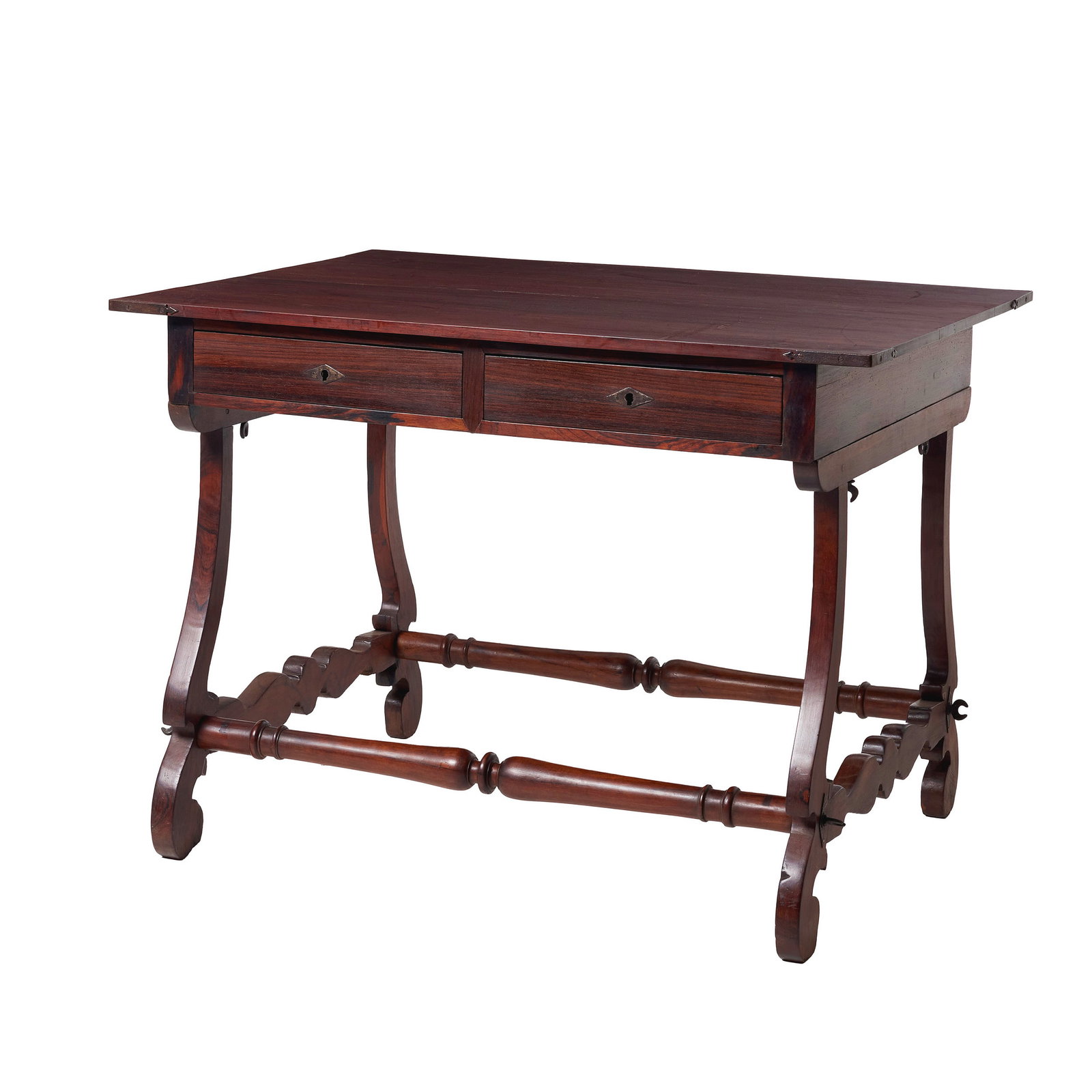 Portuguese Filipina rosewood table, 17thC: Portugal, 17th century, in rosewood, with protruding top, apron with two drawers, lyre-shaped carved legs, turned stretcher, iron fittings, with key. Signs of use. Dim.: 79x107x78cm.