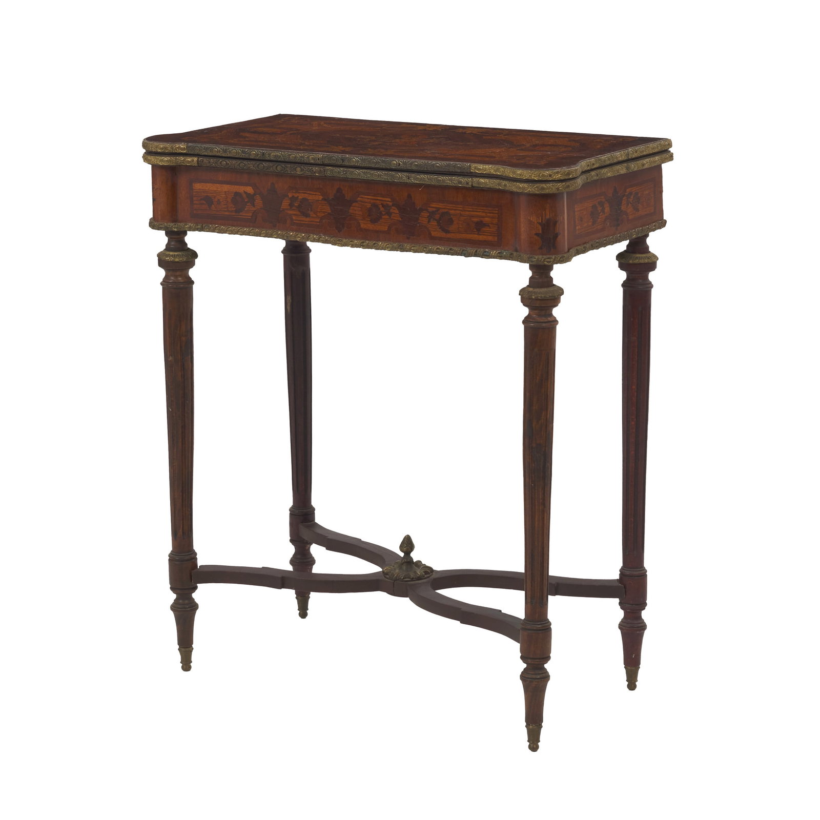 Napoleon III card table: France, 19th century, marquetry in various woods with floral motifs and scrollwork; turned legs and an X-shaped crossbar; relief gilt-bronze friezes. Signs of use. Dim.: 80x72.5x35cm (closed),