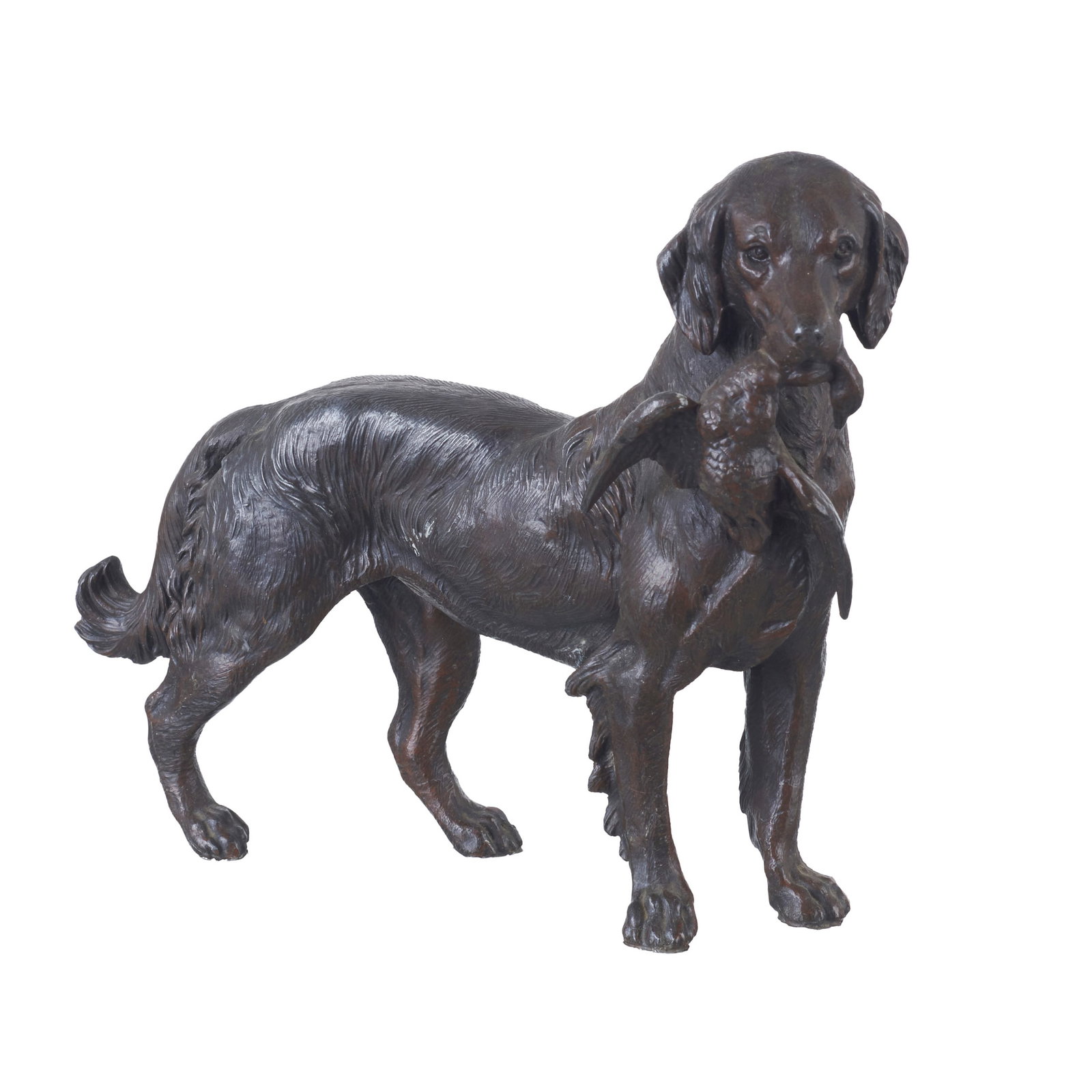 'Dog holding bird' in bronze: France, 19th century, patinated bronze sculpture depicting a dog with a bird in its mouth. Signs of use. Dim.: 21cm.