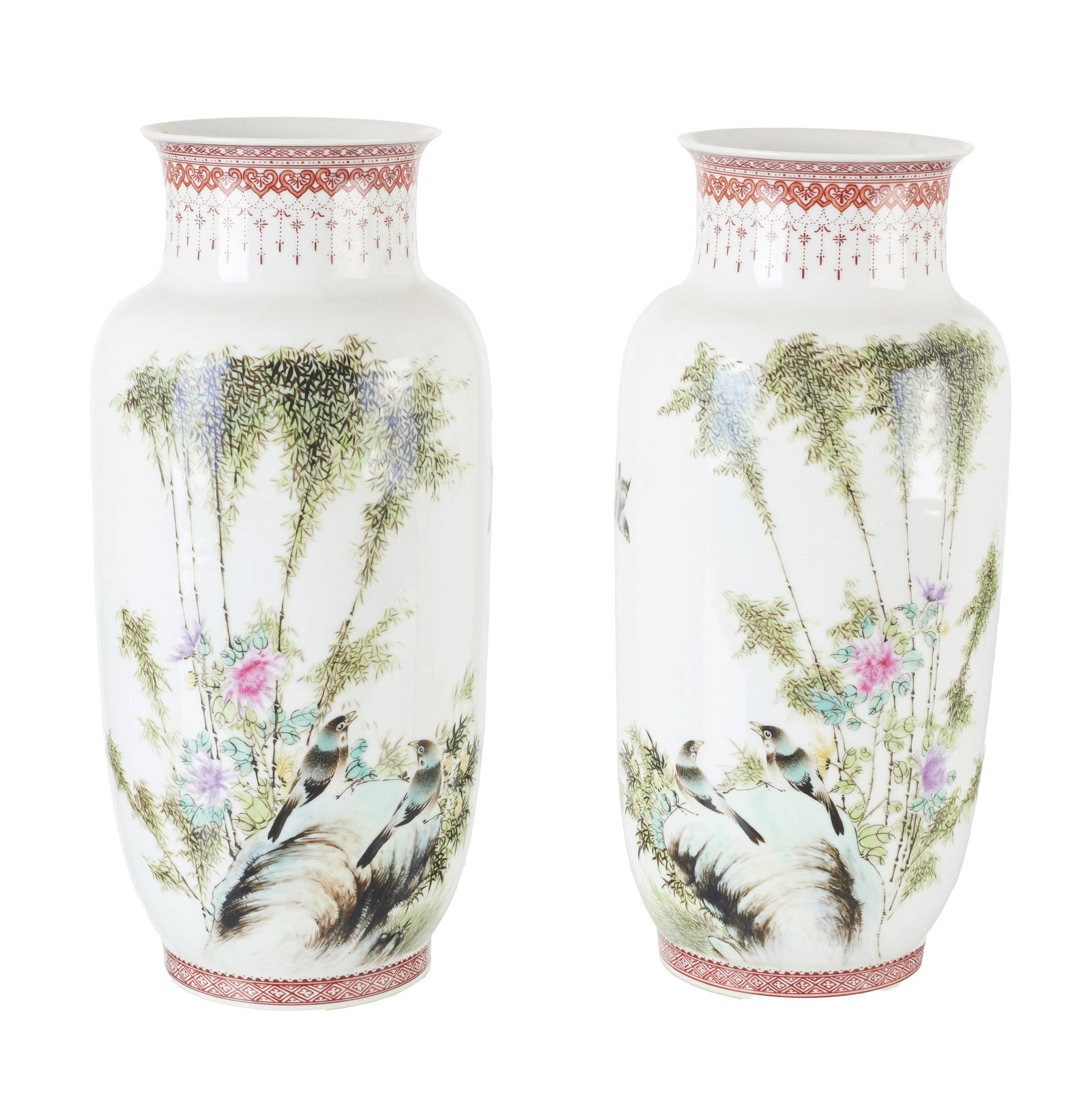 Pair of Chinese porcelain jars, Republic: China, Republic, polychrome enamel decoration in the rose family, depicting floral motifs and birds, with calligraphy. Signs of use, small chip. Dim.: 28.5 cm.