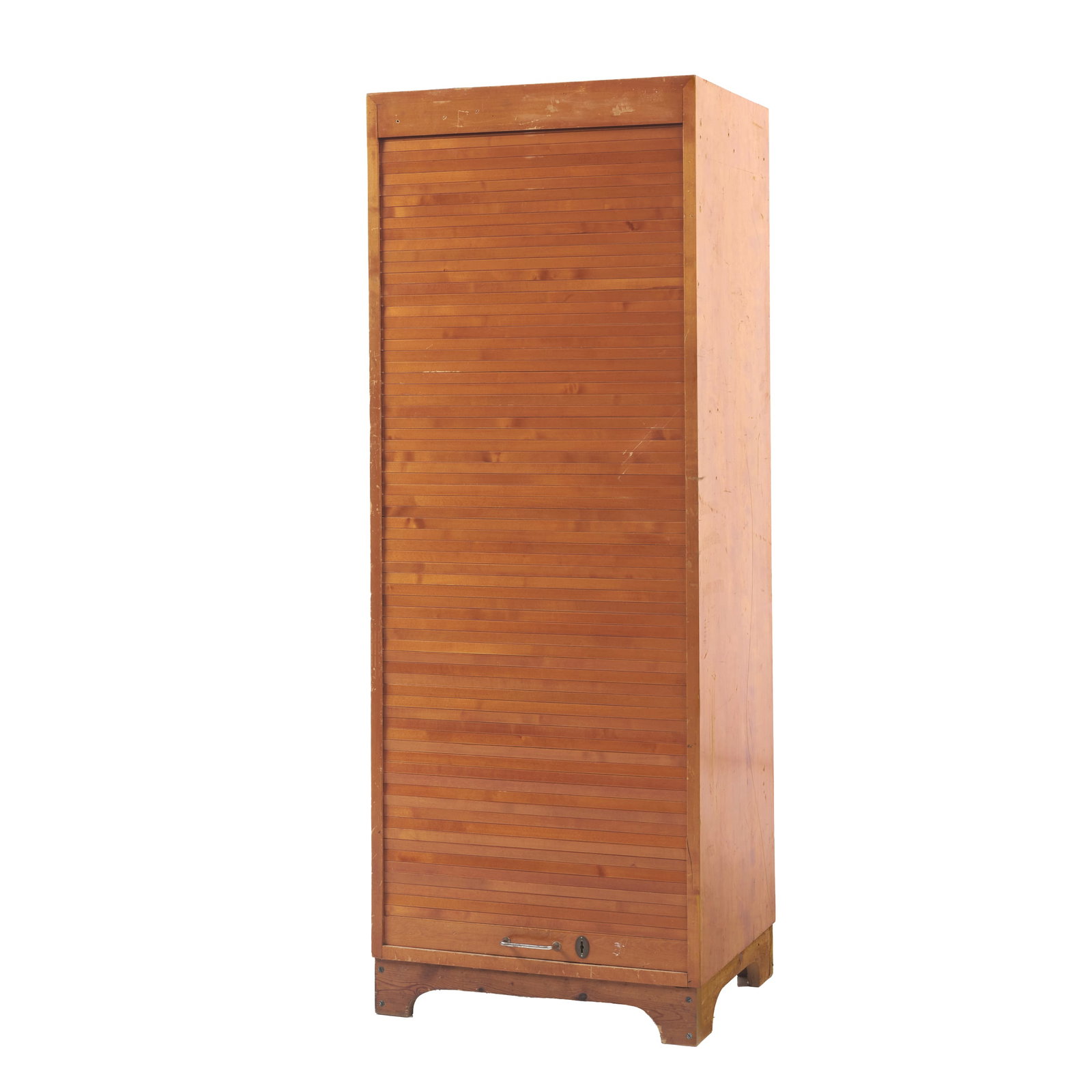 SCANDINAVIAN WORK, c. 1970/80 - Storage Cabinet: Nordic style, c. 1970/80, made of beech, with a slatted door and shelving inside. Signs of use, incomplete. Dim.: 144x54x44cm.