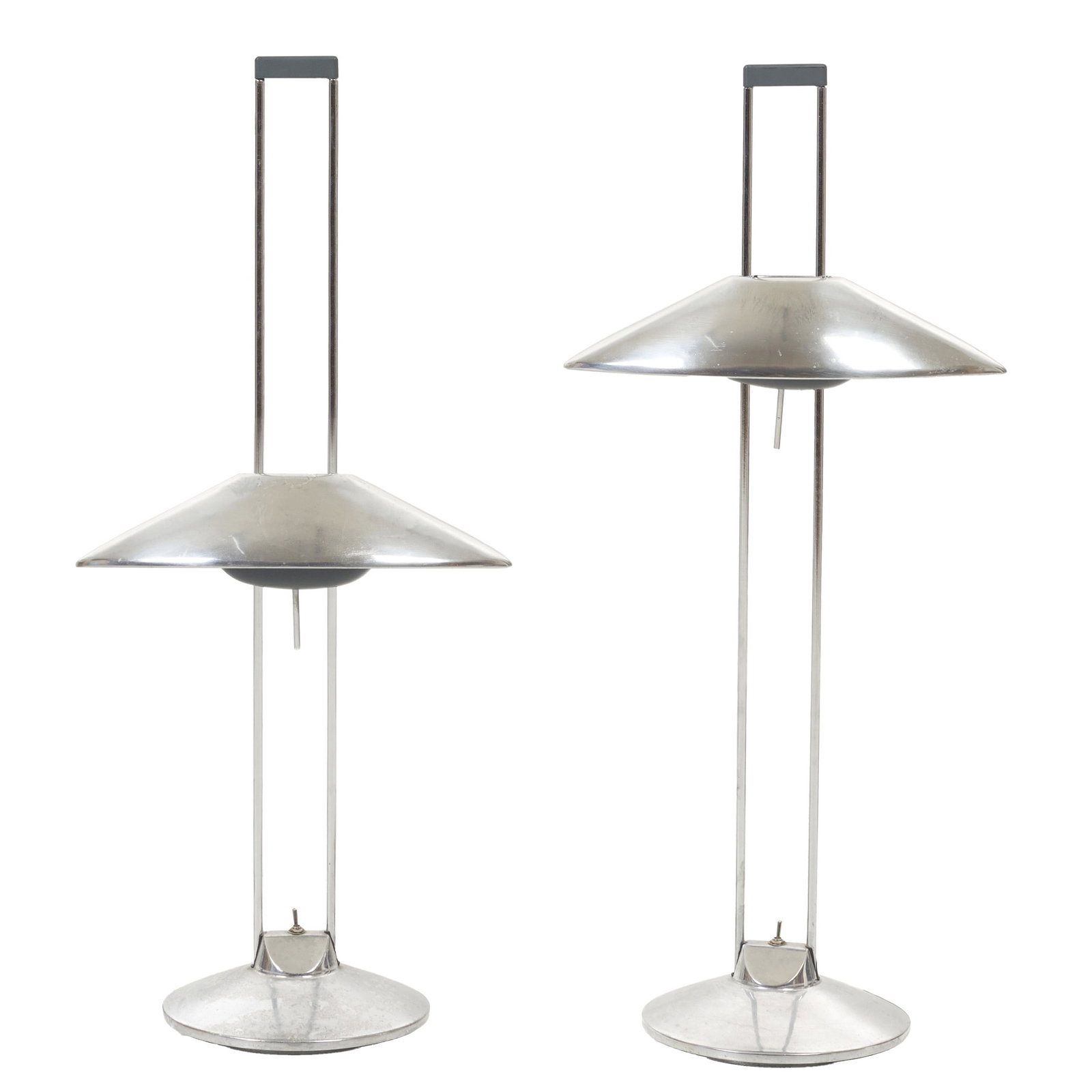 JORGE PENSI, (1946) - Pair of 'Regina-T' lamps (1 of 2)