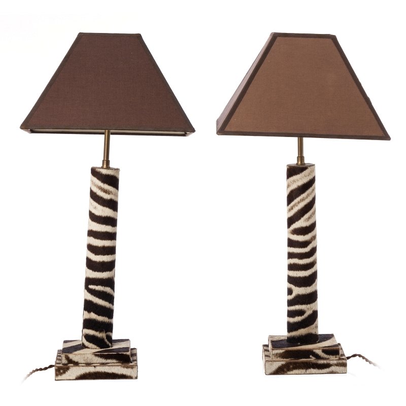 FRANCOIS DANECK (20th/21st century) - Pair of lamp: Pair of table lamps coated with zebra skin, abat-jours in fabric. Electrified. Dim.:50cm.