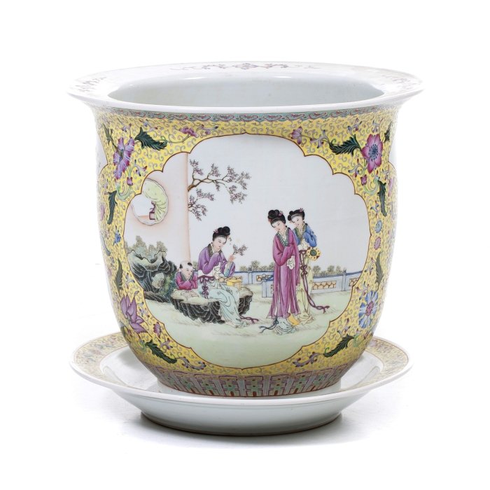 Cachepot with stand in Chinese porcelain (1 of 1)