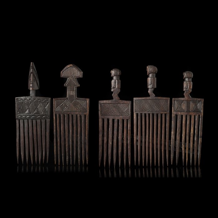 CHOKWE - Five hair combs (1 of 1)
