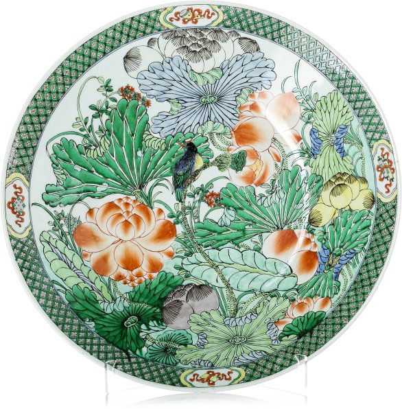 Large Chinese porcelain famille vert plate, Guangx (1 of 1)