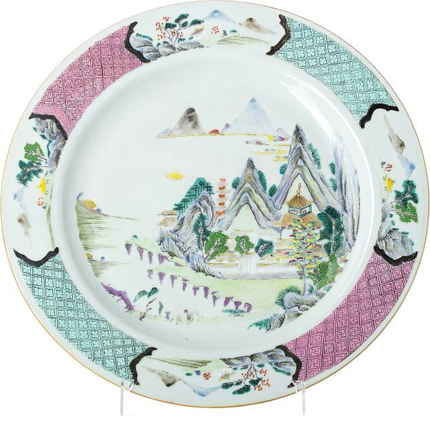 Large plate 'landscape' in Chinese porcelain, Qian (1 of 1)