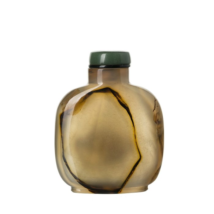 Chinese snuff bottle in quartz with a fish (1 of 1)