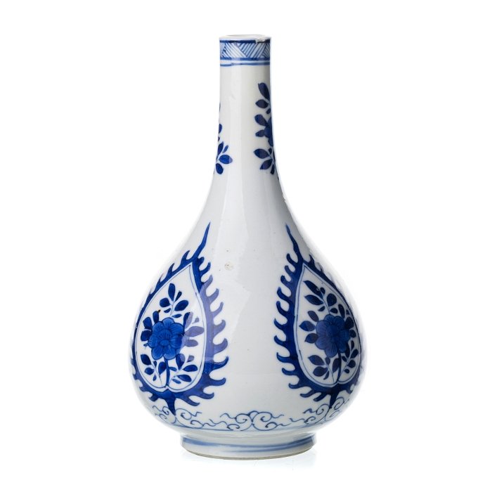 Rosewater sprinkler Chinese porcelain (1 of 1)