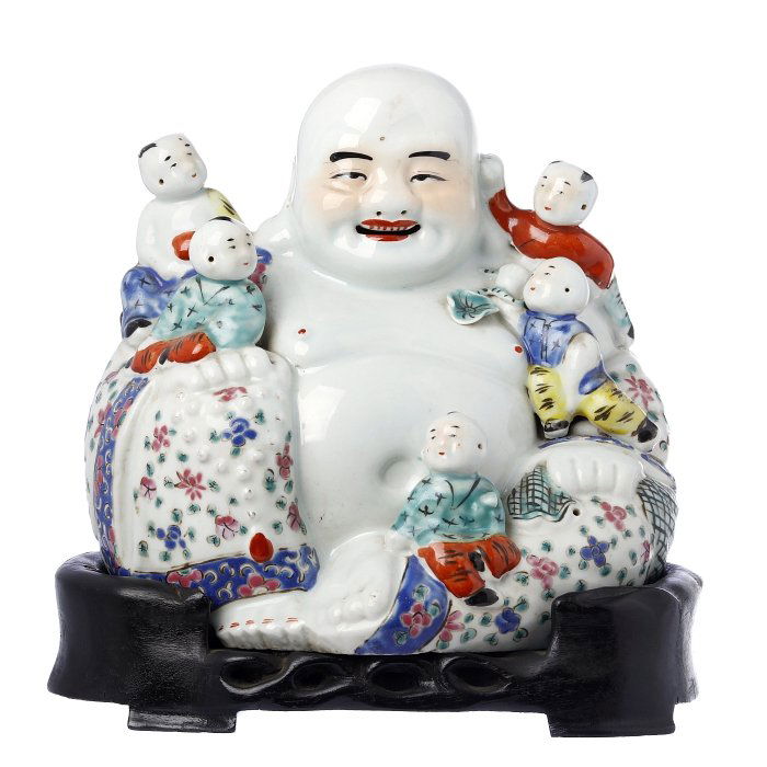 Buddha with children in Chinese porcelain (1 of 1)