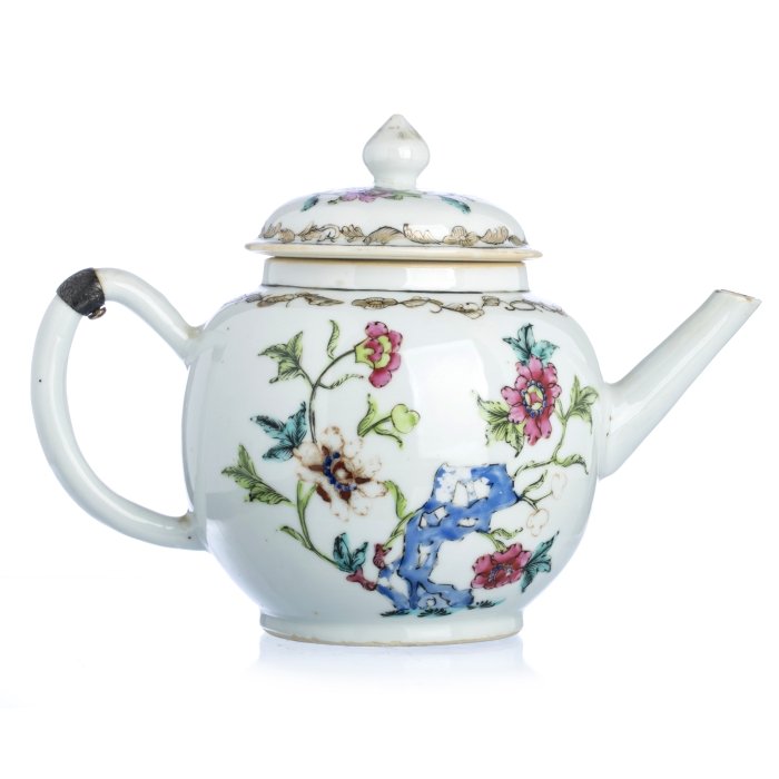 Large Chinese Porcelain Famille Rose Teapot, Qianlong (1 of 1)