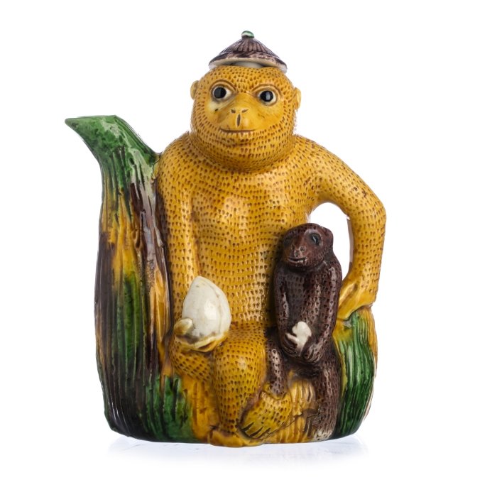 Chinese Ceramic 'Monkey and Child' Teapot, Kangxi (1 of 1)