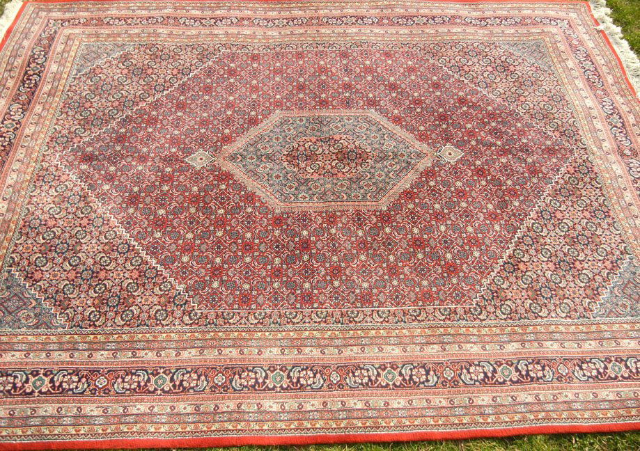 Bijar Oriental carpet,Fish design, 9' x 12'8": Bijar Oriental carpet,Fish design, 9' x 12'8" hand knotted.