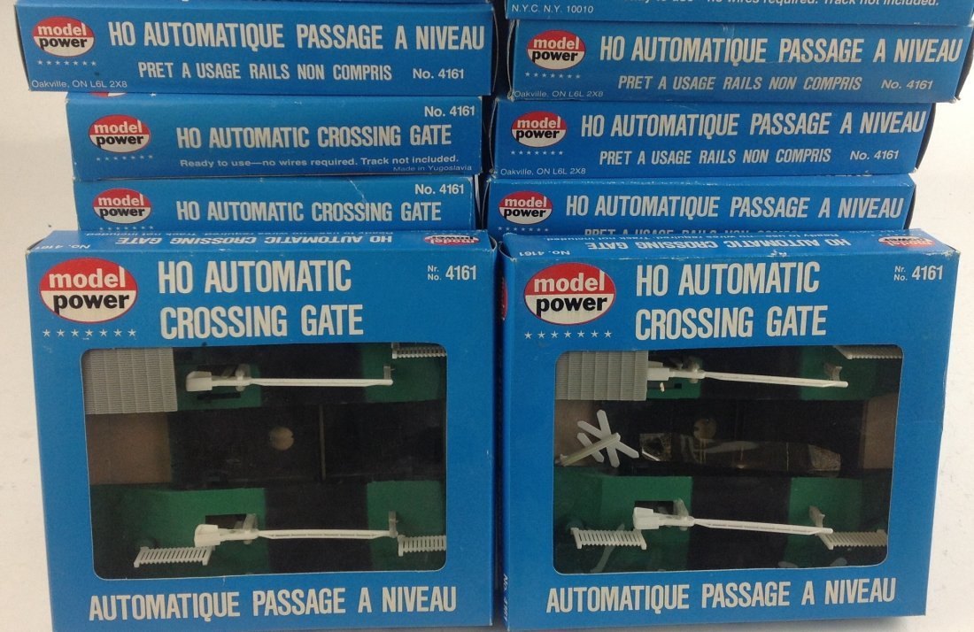 lot of 9 Model power Passage Crossing Gate: lot of 9 Model power Passage Crossing Gate
