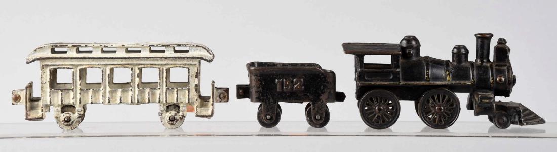 Ideal 3 Piece Cast Iron Floor Train. (1 of 2)