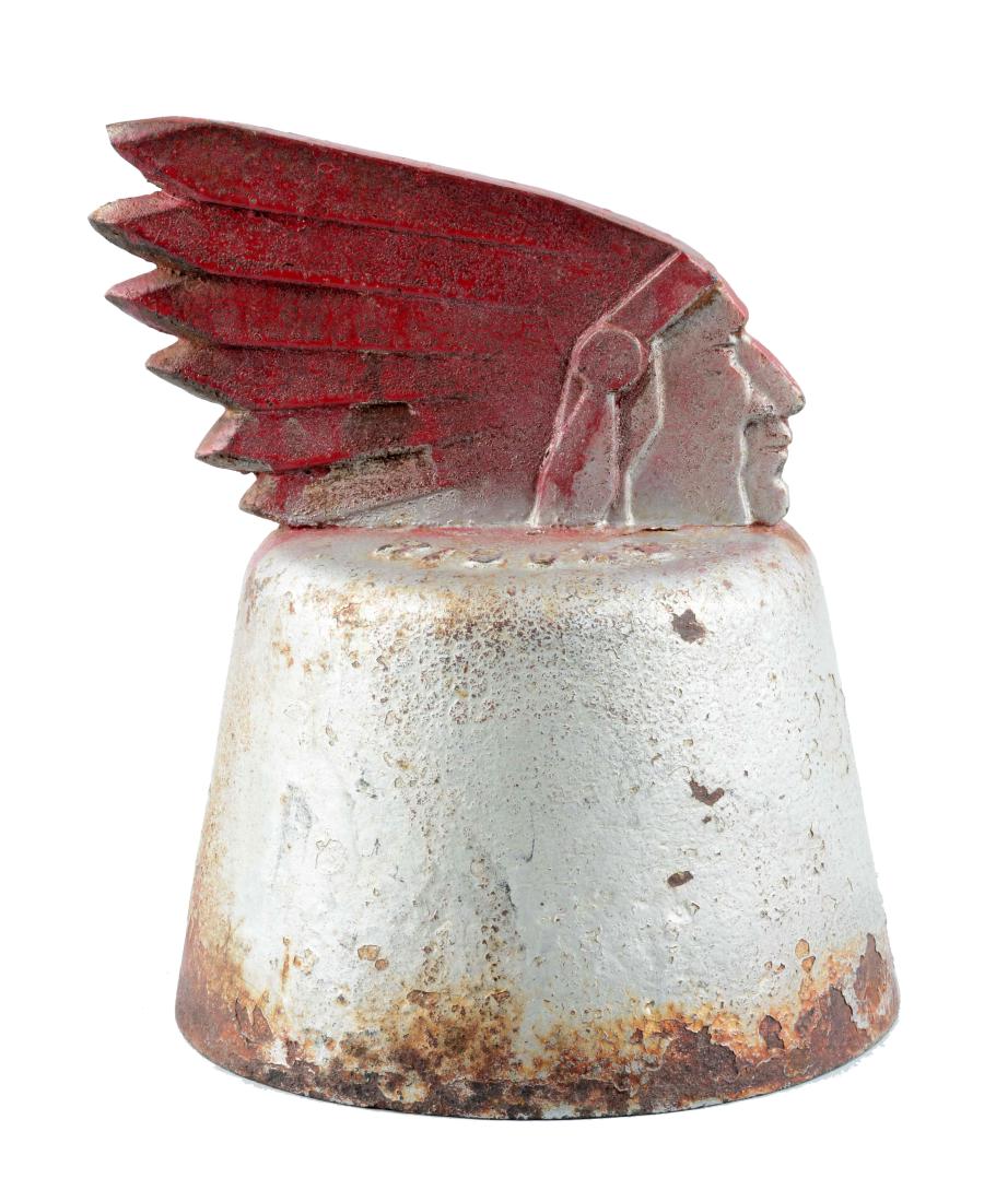 Cast Iron Indian Chief Pipe Cap. (1 of 2)
