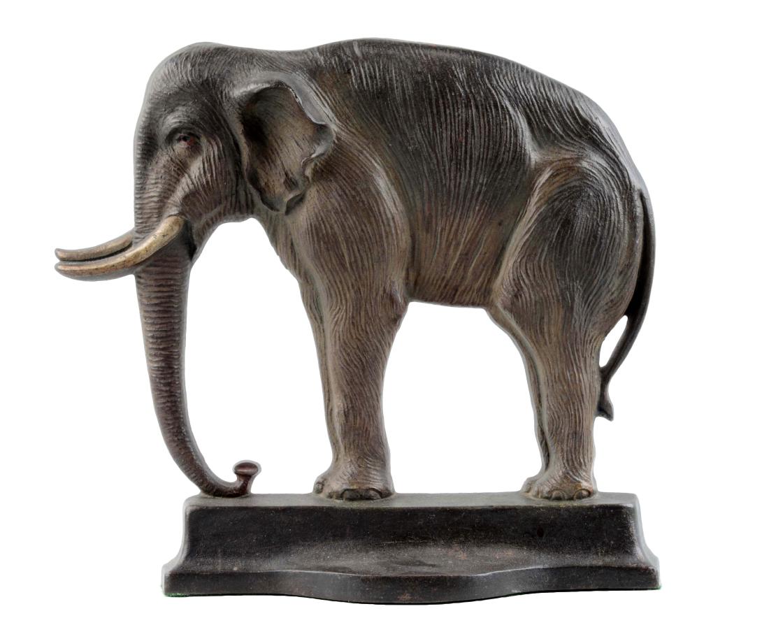 Cast Iron Elephant Doorstop. (1 of 3)