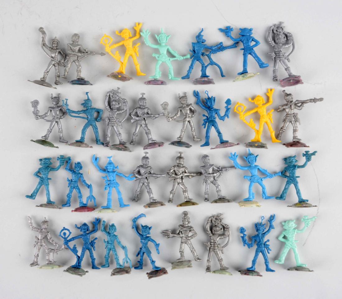 Lot Of Approximately 30: Italian Plastic Space Figures. (1 of 1)