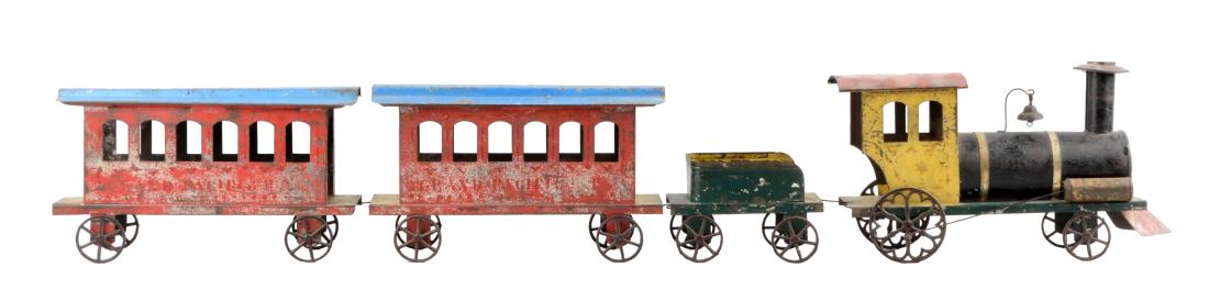 Early American Tin Passenger Train Set. (1 of 3)